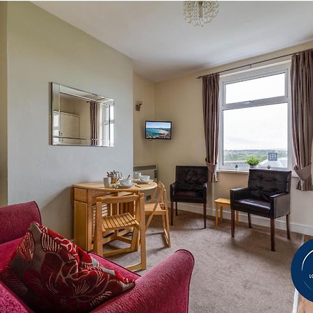 45 The Square Holiday Apartments Scarborough Zewnętrze zdjęcie